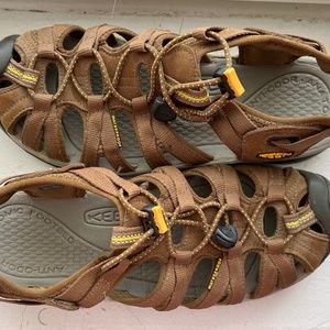 Keen Whisper Womens’ Size 8